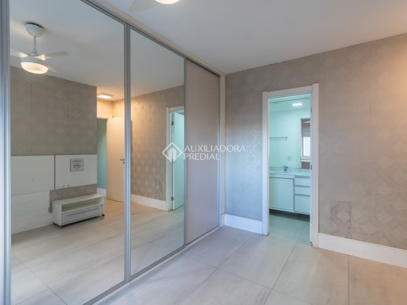 imóvel com 76m² - São Sebastião - Porto Alegre