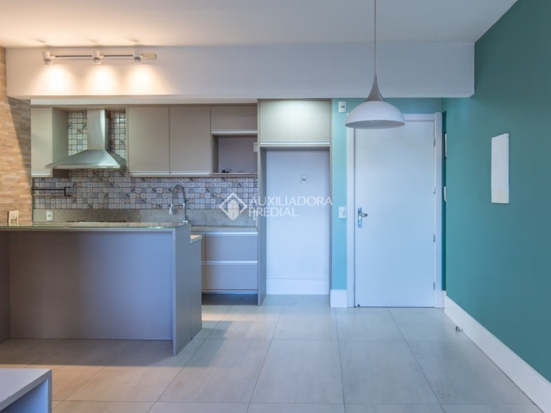 imóvel com 76m² - São Sebastião - Porto Alegre