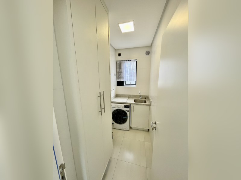 imóvel com 76m² - Meia Praia - Itapema