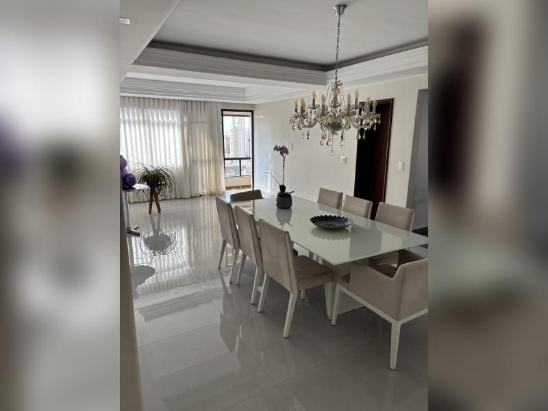 imóvel com 245m² - Setor Bueno - Goiânia