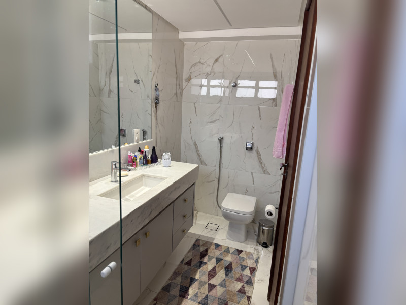 imóvel com 245m² - Setor Bueno - Goiânia