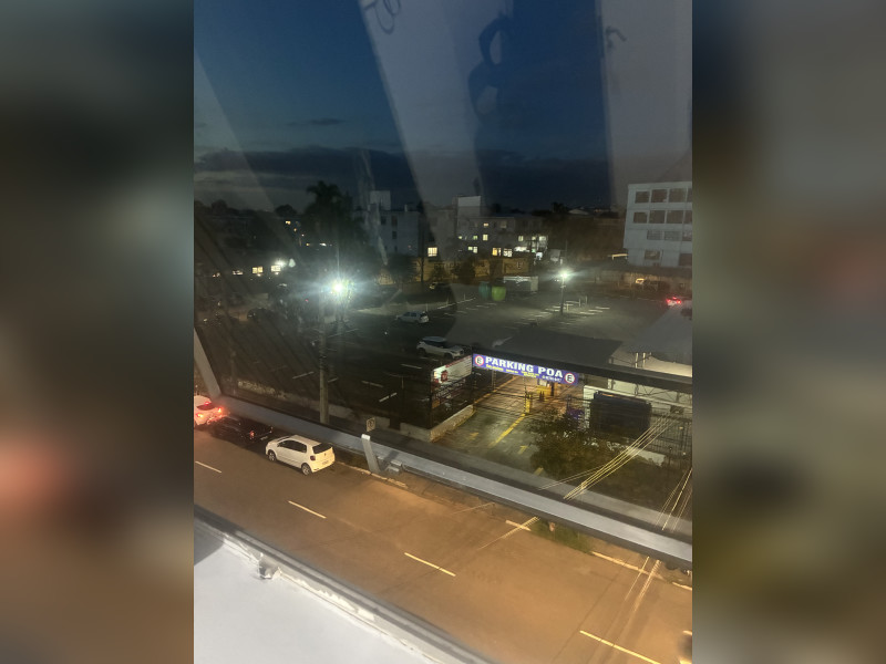 imóvel com 35m² - Passo da Areia - Porto Alegre