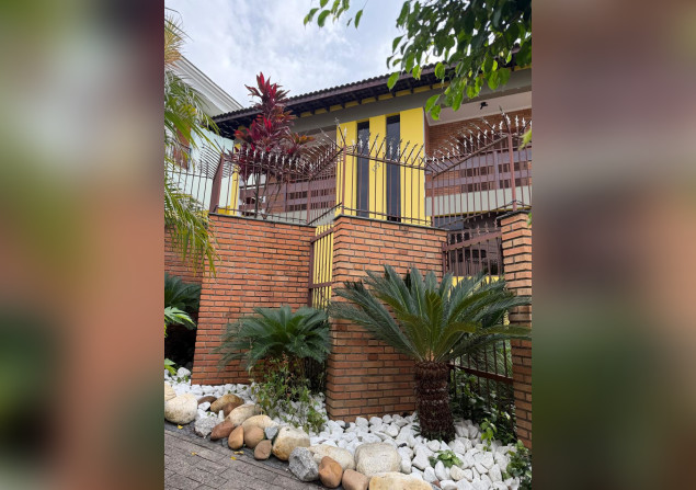 imóvel com 540m²