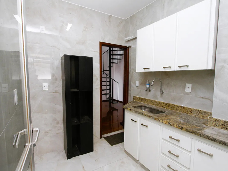 imóvel com 222m² - Buritis - Belo Horizonte