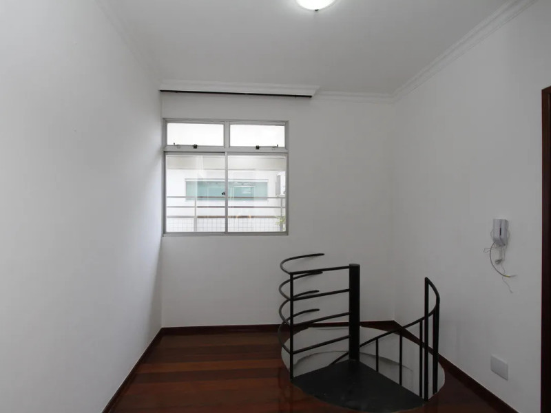 imóvel com 222m² - Buritis - Belo Horizonte