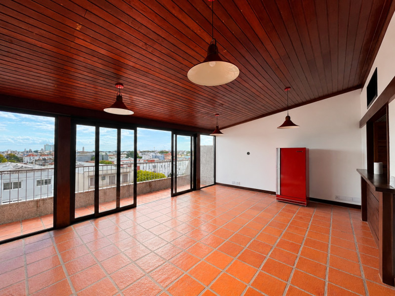 imóvel com 176m² - São João - Porto Alegre