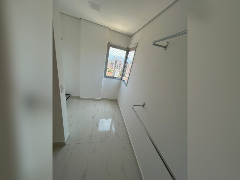 imóvel com 627m² - Vila Tupi - Praia Grande