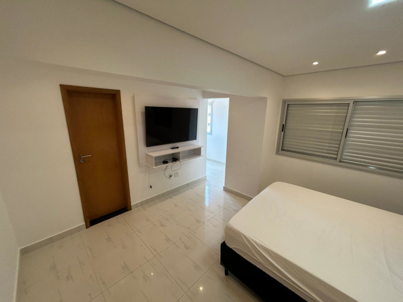 imóvel com 627m² - Vila Tupi - Praia Grande
