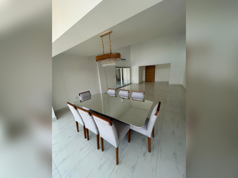 imóvel com 627m² - Vila Tupi - Praia Grande