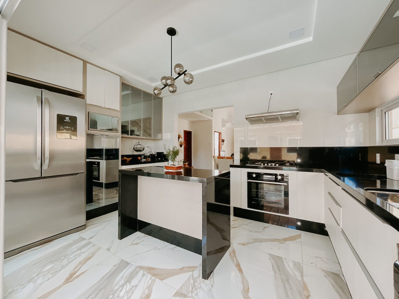 imóvel com 240m² - Cajupiranga - Parnamirim
