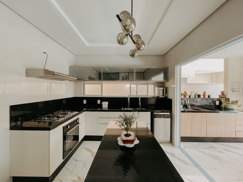 imóvel com 240m² - Cajupiranga - Parnamirim