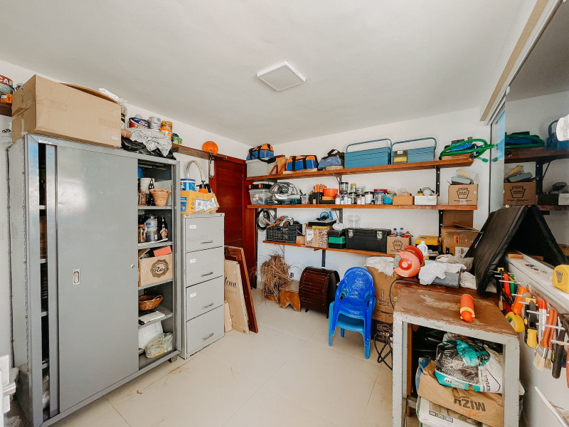 imóvel com 240m² - Cajupiranga - Parnamirim
