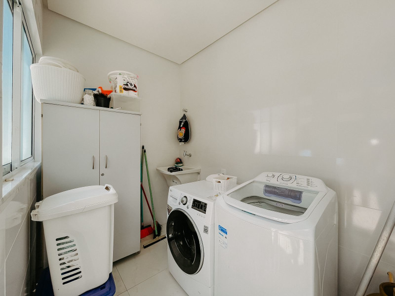 imóvel com 240m² - Cajupiranga - Parnamirim