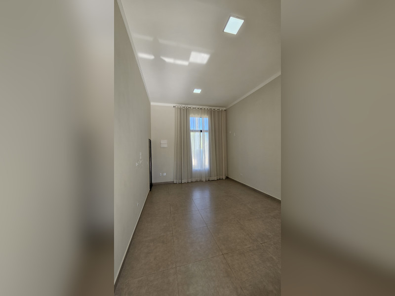 imóvel com 130m² - Centro - Aracoiaba da Serra