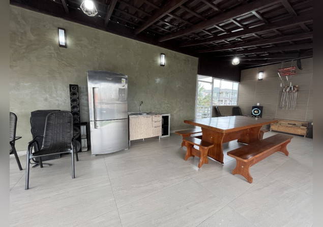 imóvel com 250m²