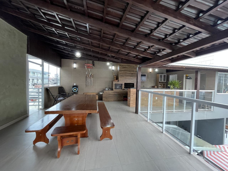 imóvel com 250m² - Dom Bosco - Itajaí