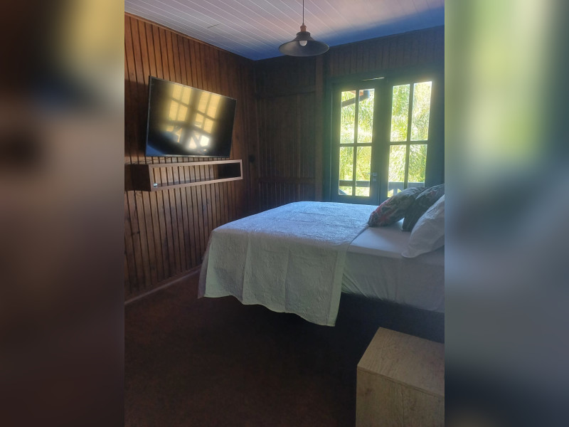 imóvel com 86m² - Armacao do Pântano do Sul - Florianópolis