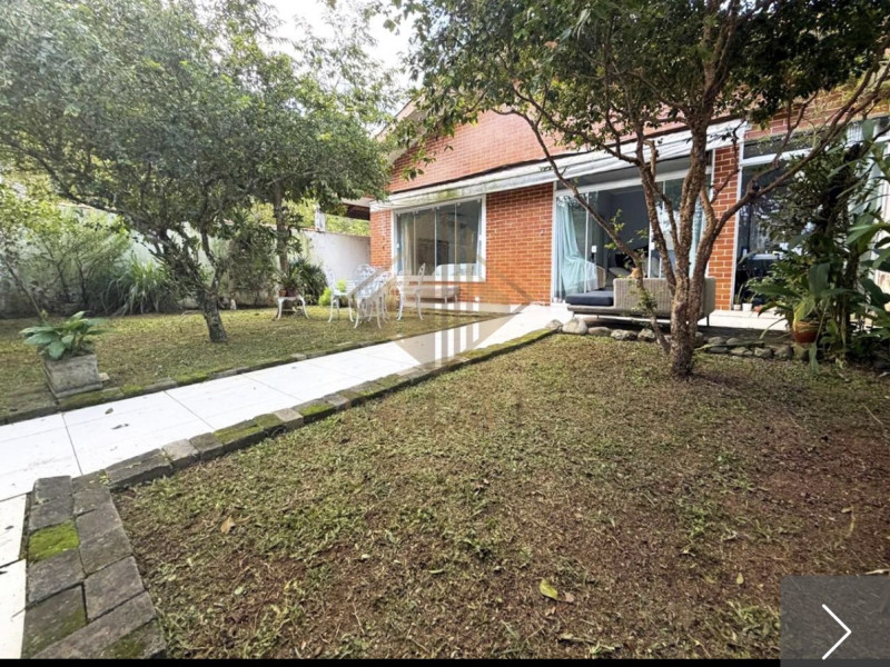 imóvel com 280m² - Jardim Guaiuba - Guarujá