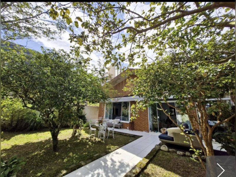 imóvel com 280m² - Jardim Guaiuba - Guarujá