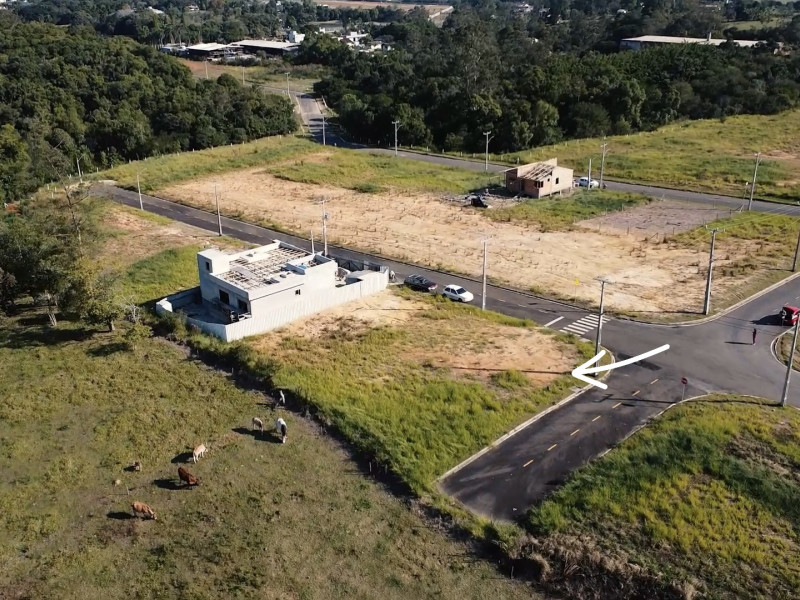 imóvel com 432m² - Primeira Linha - Criciúma