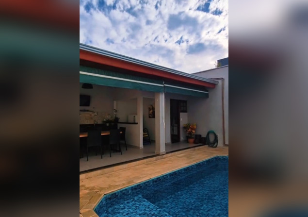 imóvel com 250m²
