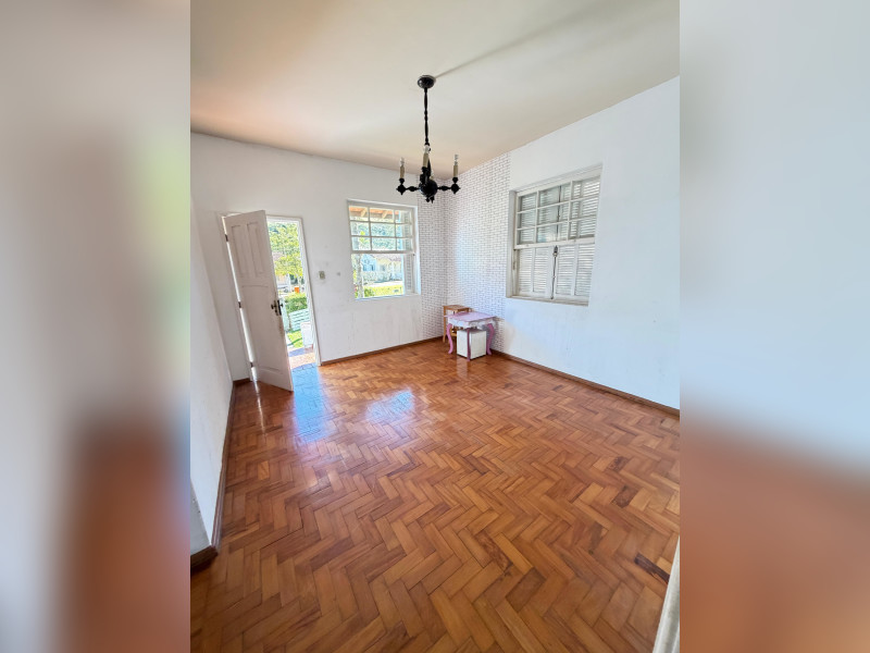 imóvel com 339m² - Ribeirão das Lajes - Pirai