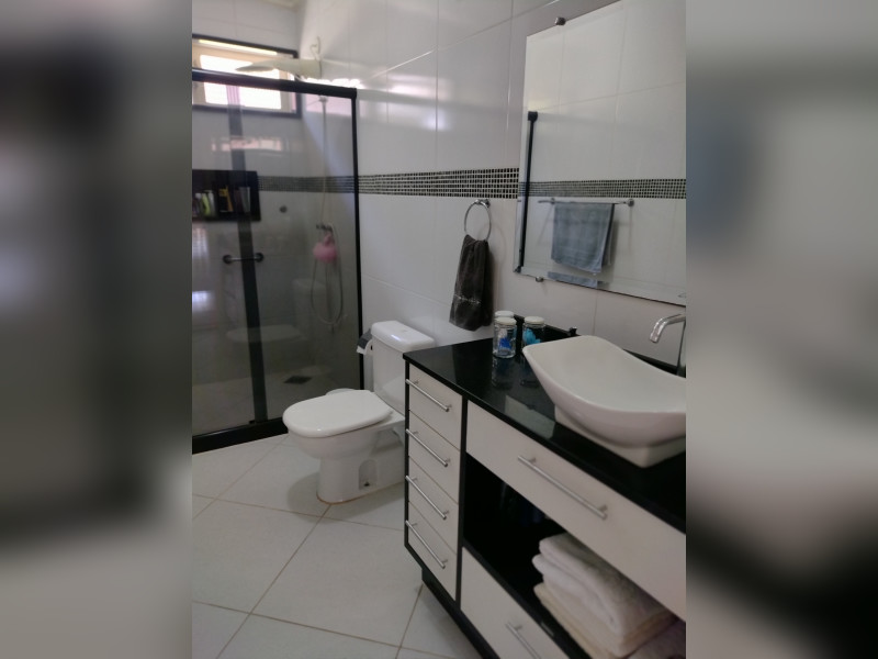 imóvel com 300m² - Mosela - Petrópolis