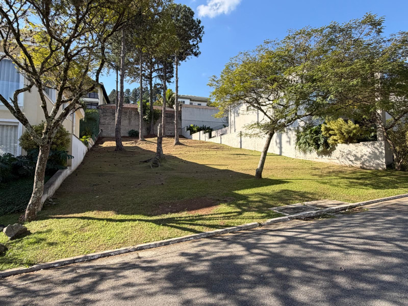 imóvel com 640m² - Residencial Dez (Alphaville) - Santana de Parnaiba
