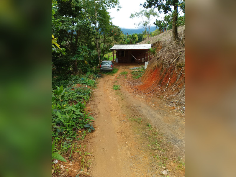 imóvel com 4000m² - Centro - Itariri