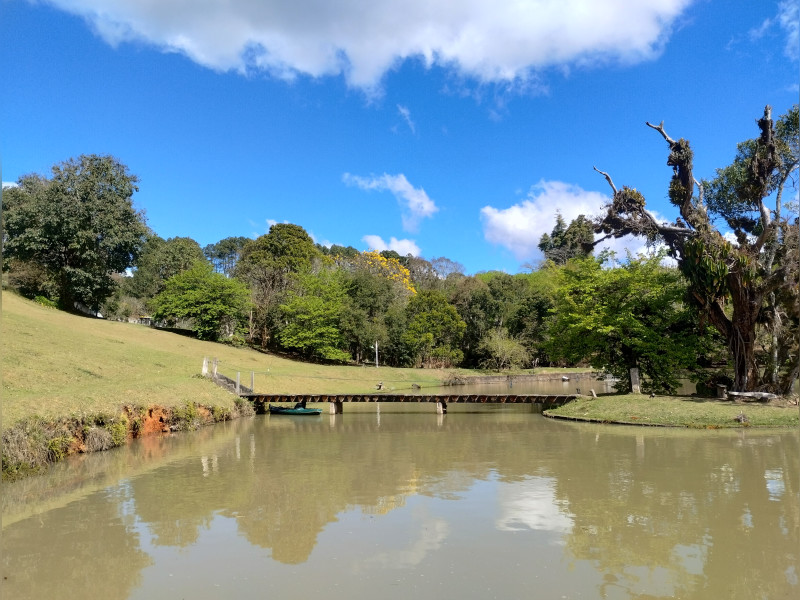 imóvel com 24000m² - Sarapuí de Cima - Piedade