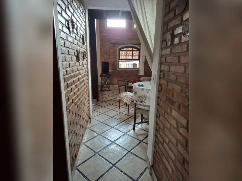 imóvel com 257m² - Cidade Jardim Itatiaia - Itatiaia