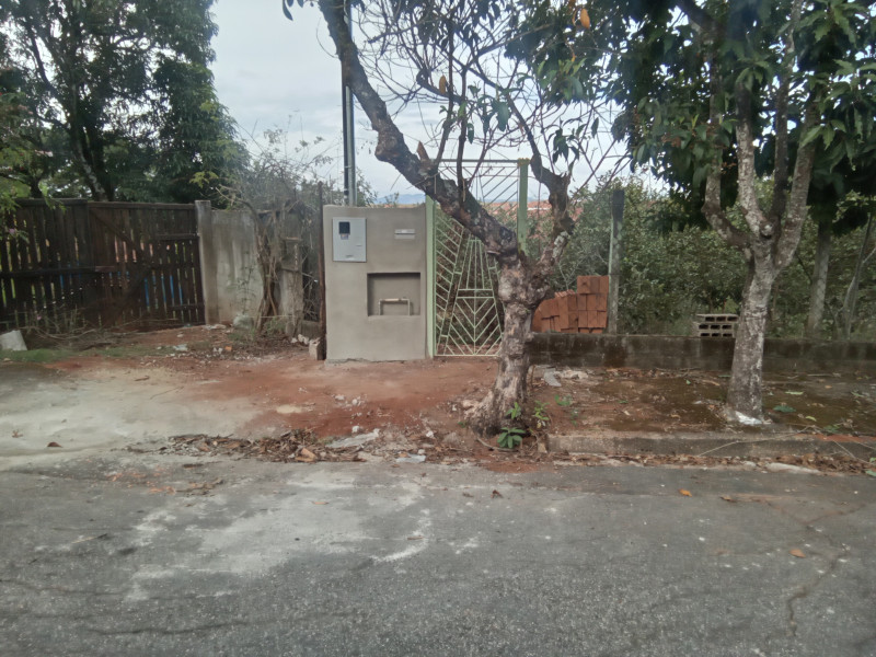 imóvel com 240m² - Presidente Jucelino - Pouso Alegre