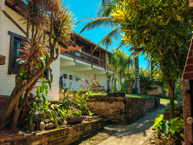 imóvel com 1800m² - Setiba - Guarapari
