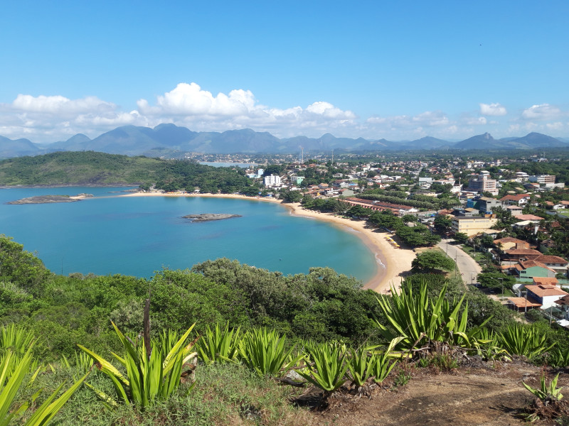 imóvel com 1800m² - Setiba - Guarapari