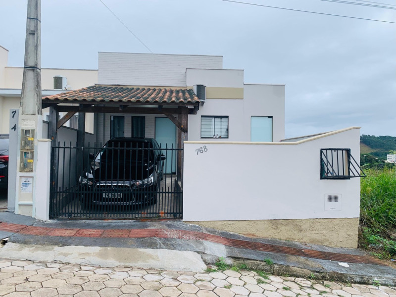 imóvel com 74m² - Centro - São João Batista
