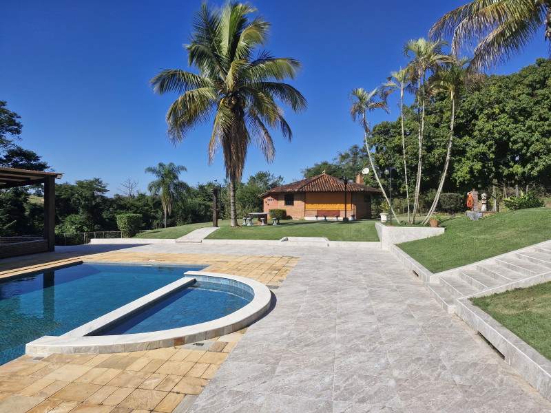 imóvel com 20000m² - Centro - Tatui