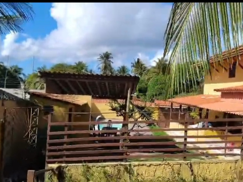 imóvel com 3000m² - Barra do Jacuípe (Monte Gordo) - Camaçari