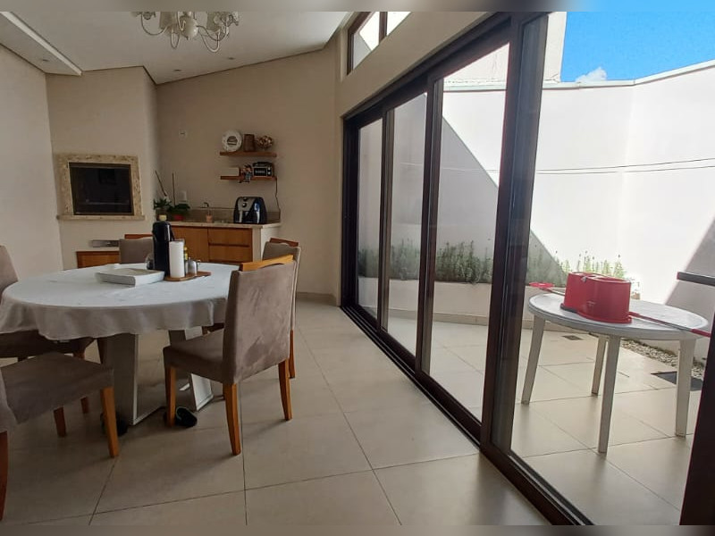 imóvel com 125m² - Uberaba - Curitiba