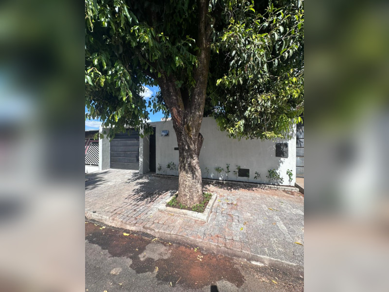 imóvel com 200m² - Parque da Barragem Setor 09 - Aguas Lindas de Goias