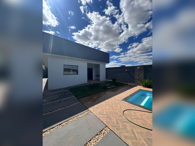 imóvel com 200m² - Parque da Barragem Setor 09 - Aguas Lindas de Goias