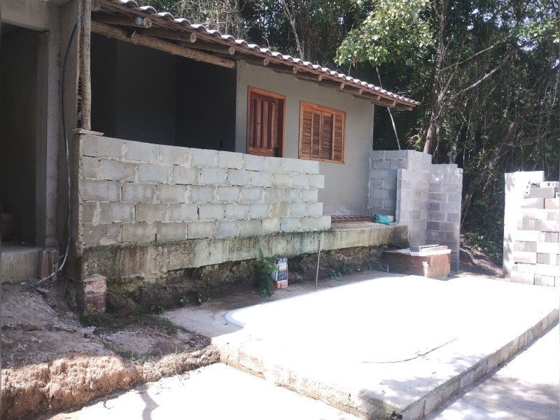 imóvel com 4000m² - Vale das Pedrinhas - Guapimirim
