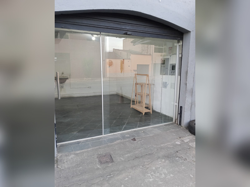 imóvel com 15m² - Carajás - Contagem