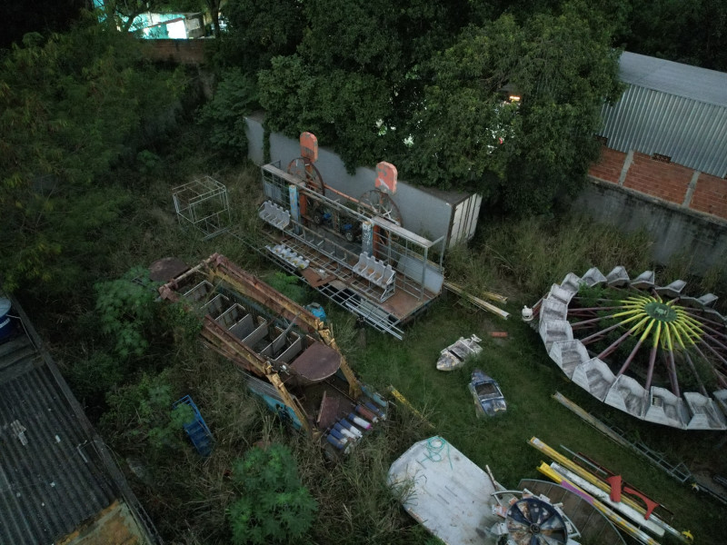 imóvel com 1360m² - Vila pacaembu - Queimados
