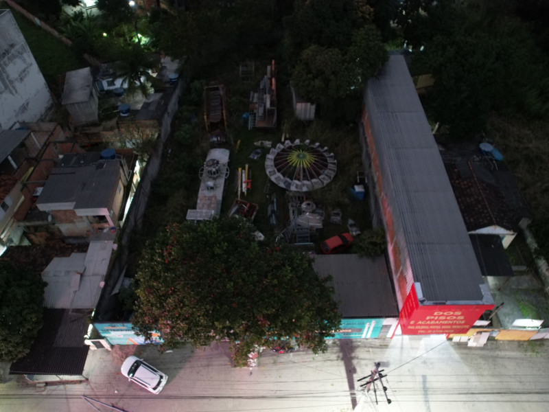 imóvel com 1360m² - Vila pacaembu - Queimados