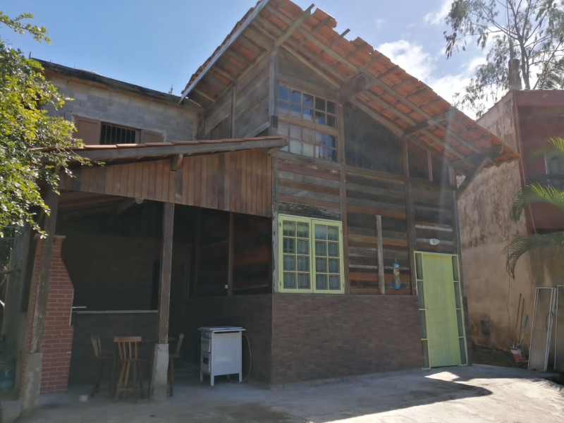 imóvel com 140m² - Praia das Toninhas - Ubatuba