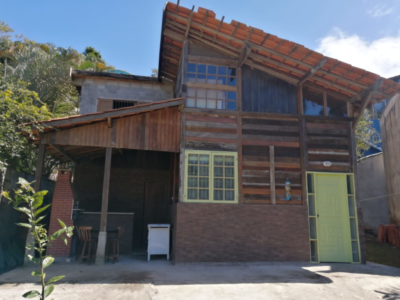 imóvel com 140m² - Praia das Toninhas - Ubatuba