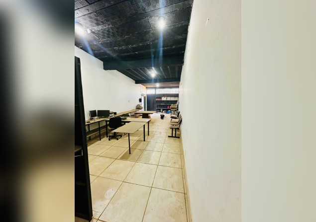 imóvel com 460m²