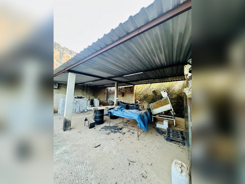 imóvel com 460m² - Capitão Eduardo - Belo Horizonte