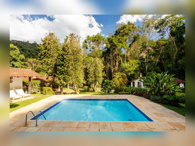 imóvel com 87600m² - Araras - Petrópolis