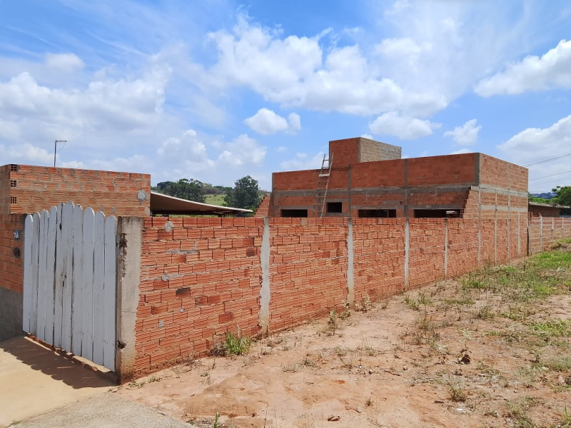 imóvel com 200m² - Centro - Monte Alto